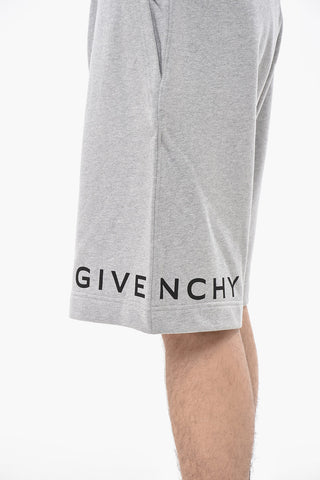 Einfarbige Fleece-Shorts