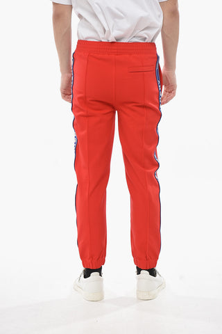 Joggers aus Stretchstoff mit seitlichen Logobändern