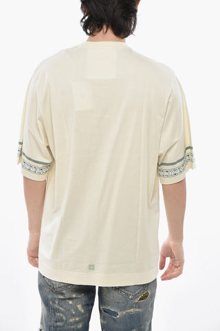 Rundhals-T-Shirt aus Baumwolle mit floralen Details
