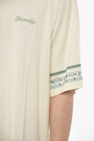 Rundhals-T-Shirt aus Baumwolle mit floralen Details
