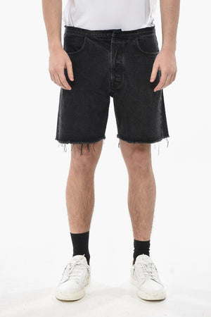 Denim-Shorts mit rohem Saum
