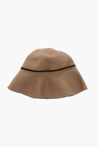 Einfarbiger Clochehut Mit Kontrastierendem Band