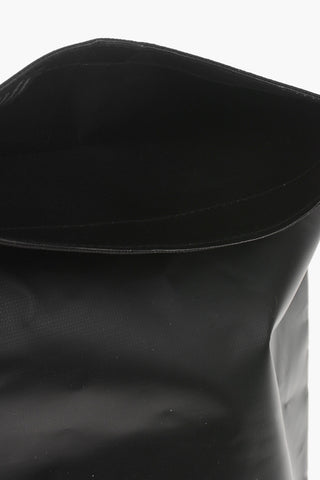 Rucksack aus veganem Leder mit kontrastierendem Logo
