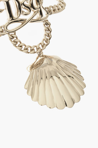 Collana in Metallo Effetto Dorato con Pedente a Forma di Conchiglia