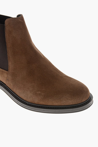 Chelsea-Stiefeletten aus Wildleder mit Gummisohle
