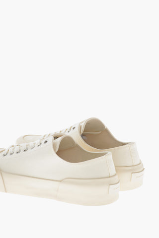 Sneakers Basse in Canvas con Suola in Gomma
