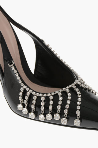 Slingback-Pumps aus Lack mit Schmuckdetail, 11 cm