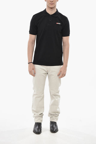 Poloshirt in Uni T-SMITH-DIV-NEW mit kontrastierendem Logo