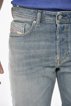 Jeans Tapered Leg BUSTER-X Mit Logoknöpfen 18cm L.32