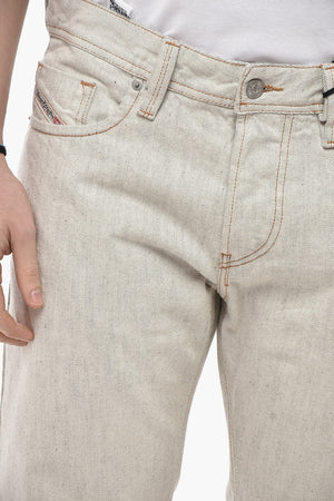 Straight-Leg Jeans MARKEE Mit Sichtbaren Nähten 22cm L.32