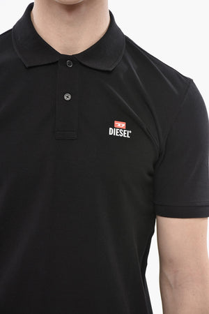 Einfarbiges Polo T-SMITH-DIV-NEW mit Kontrast-Logo