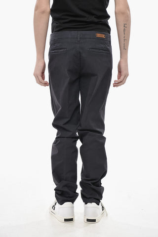 ID Pantaloni Chino con Patch Logo