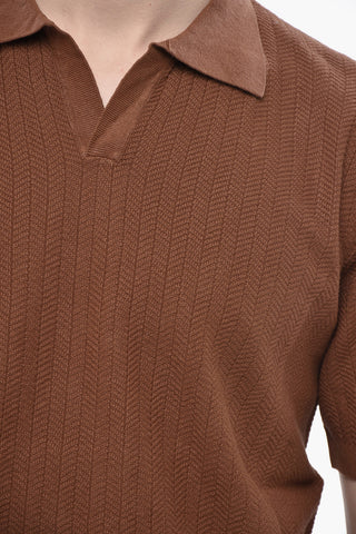 Polo aus Leinen und Baumwolle mit offenem Kragen und Chevron-Muster