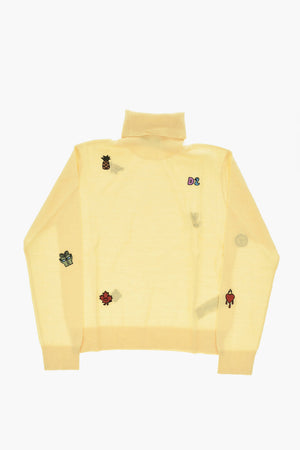 울 혼방 하이넥 니트 자수