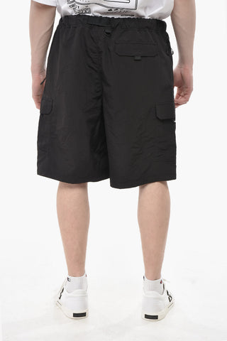 Cargo-Shorts aus Nylon mit Industrial-Gürtel