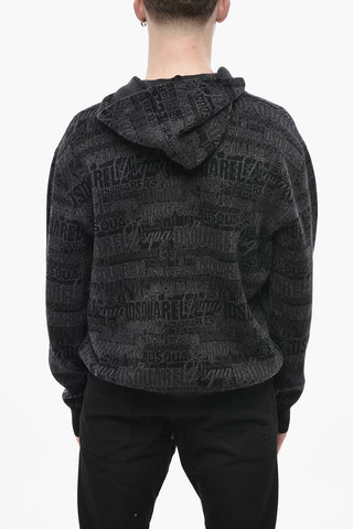 Wollpullover mit Kapuze