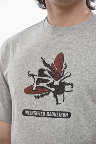 T-Shirt mit Rundhalsausschnitt MAGNETRON bedruckt