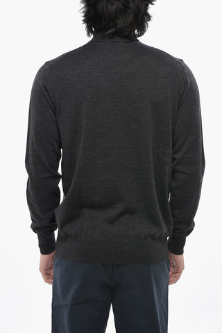 Maglia a Collo Alto in Lana Vergine Extrafine