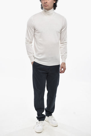 Extra-Fine Virgin Wool Turtleneck