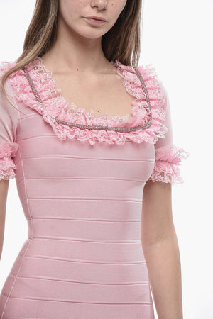 Minidress in Tessuto Stretch con Dettagli Ruffle in Pizzo