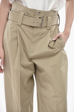 Carrot-Fit Trousers With One Pleat And Belt