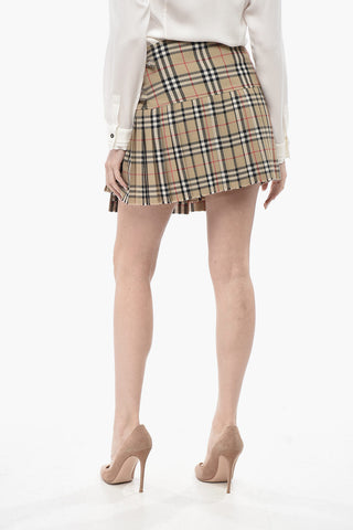 Minigonna Plissè Motivo Tartan con Design a Portafoglio