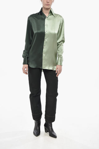 Zweifarbige Satinbluse mit Maxi-Manschetten