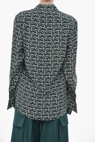 Bedruckte Seidenbluse mit italienischem Kragen
