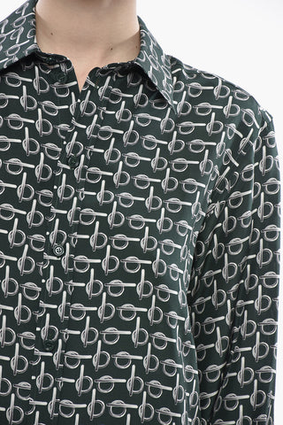Bedruckte Seidenbluse mit italienischem Kragen