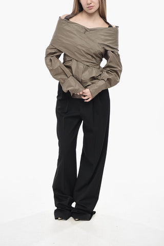 Blusa Cold-Shoulders in Organza con Design Criss Cross