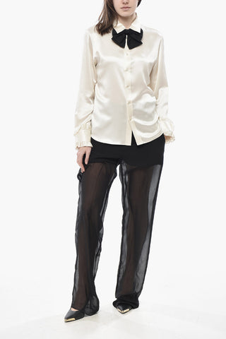 Bluse aus Seidensatin mit Schleife