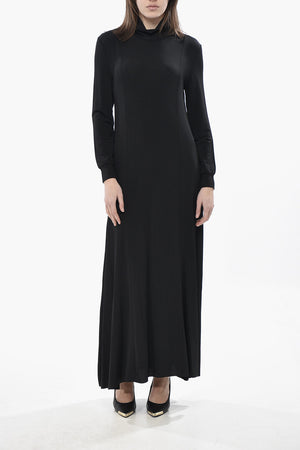 Maxidress a Collo Alto con Design Svasato