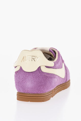 Suede Sneakers WINDSPIN With Contrast Detail