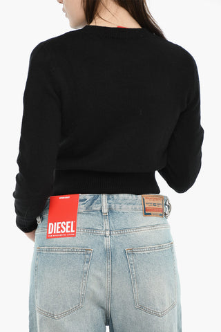 Rundhals-Top M-AREESA Cropped mit Monogramm-Ausschnitt