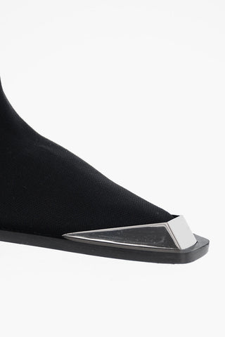 Sock-Stiefeletten D-TONA aus Textil mit kontrastierendem Logo und 10cm Metallspitze