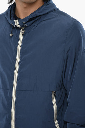 Nylon-Windjacke mit Kapuze
