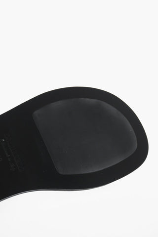 Einfarbige Zehensandalen aus Leder