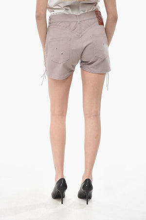 Denim-Shorts mit Schnürdetails