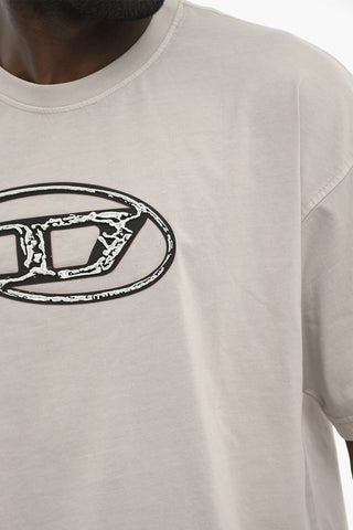 T-Shirt Girocollo in Tinta Unita con Monogram Oval-D in Rilievo