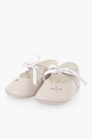 Leder-Ballerinas mit Laser-Cut-Details