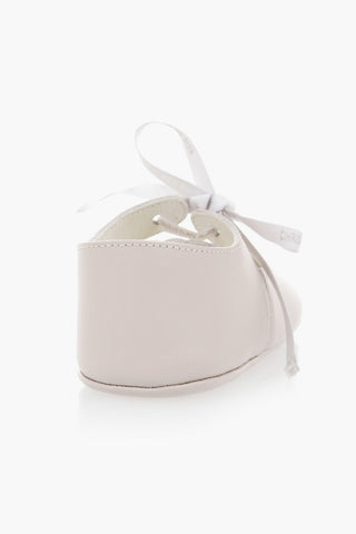 Leder-Ballerinas mit Laser-Cut-Details