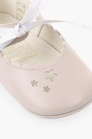 Leder-Ballerinas mit Laser-Cut-Details