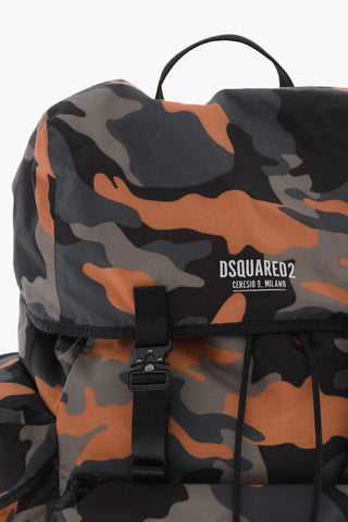 Maxi-Rucksack aus Nylon mit Camouflage-Print