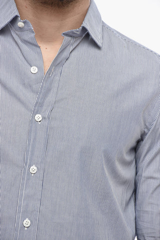 Camicia in Cotone a Righe con Collo Francese