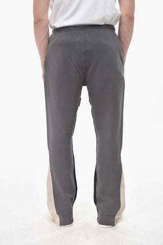 Joggers aus Baumwoll-Fleece mit Kontrastdetails