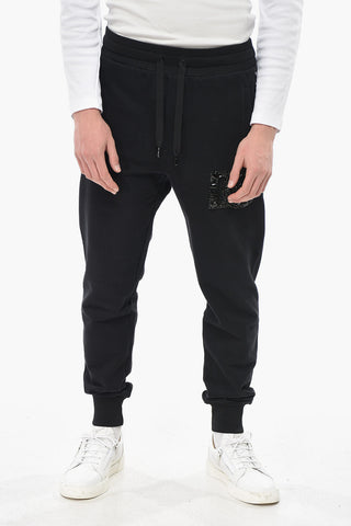 Jogginghose aus gebürsteter Baumwolle mit Monogramm, mit Strass besetzt