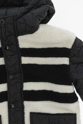 Wattierte gesteppte Jacke mit Kunstpelzbesatz