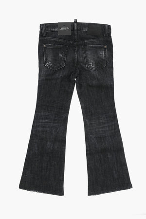 Jeans A lavaggio Scuro con Fondo Svasato
