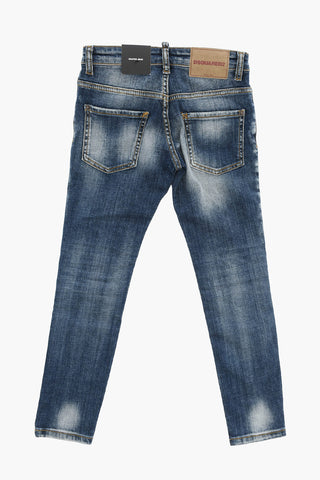 Stonewashed-Jeans SKATER mit Logo-Knopf