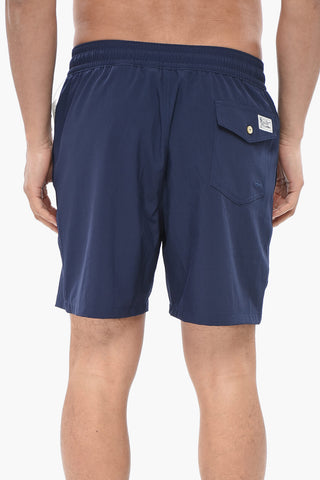 Boxer-Badehose in Uni mit gesticktem Logo